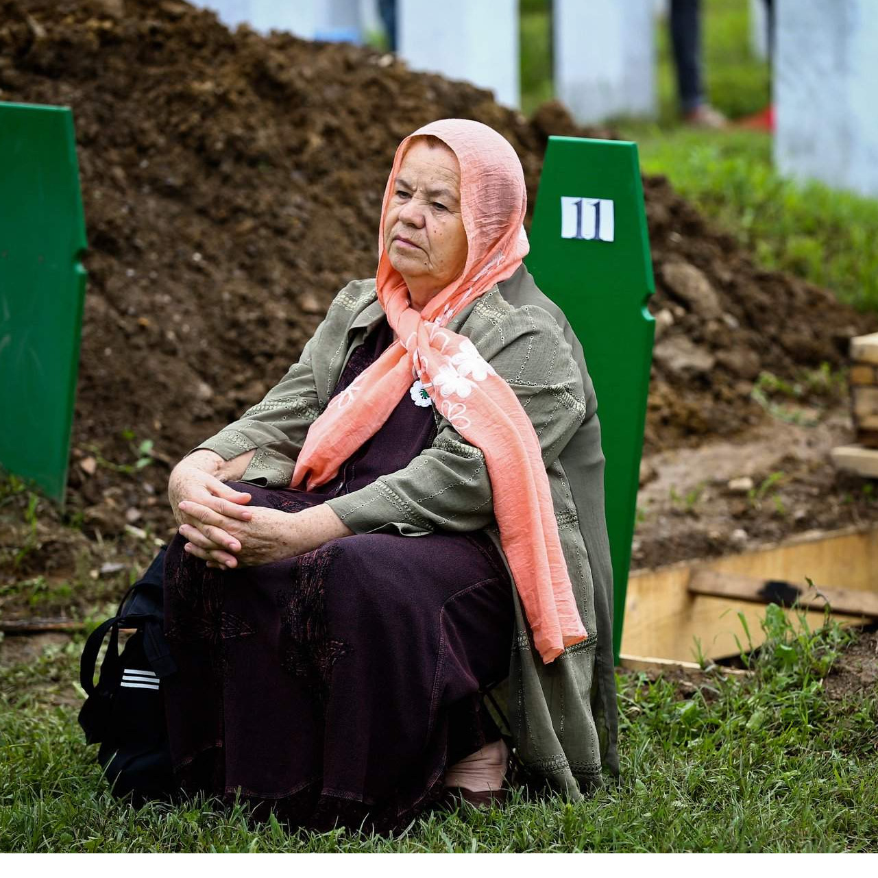 Porodice pristižu u Potočare: Danas posljednji ispraćaj 35 žrtava srebreničkog genocida