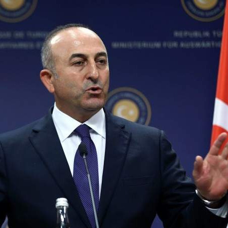 Cavusoglu u Srebrenici: Nećemo dozvoliti da se zaboravi