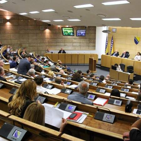 Usvojene izmjene Zakona o PIO: Penzije za 30.000 osoba