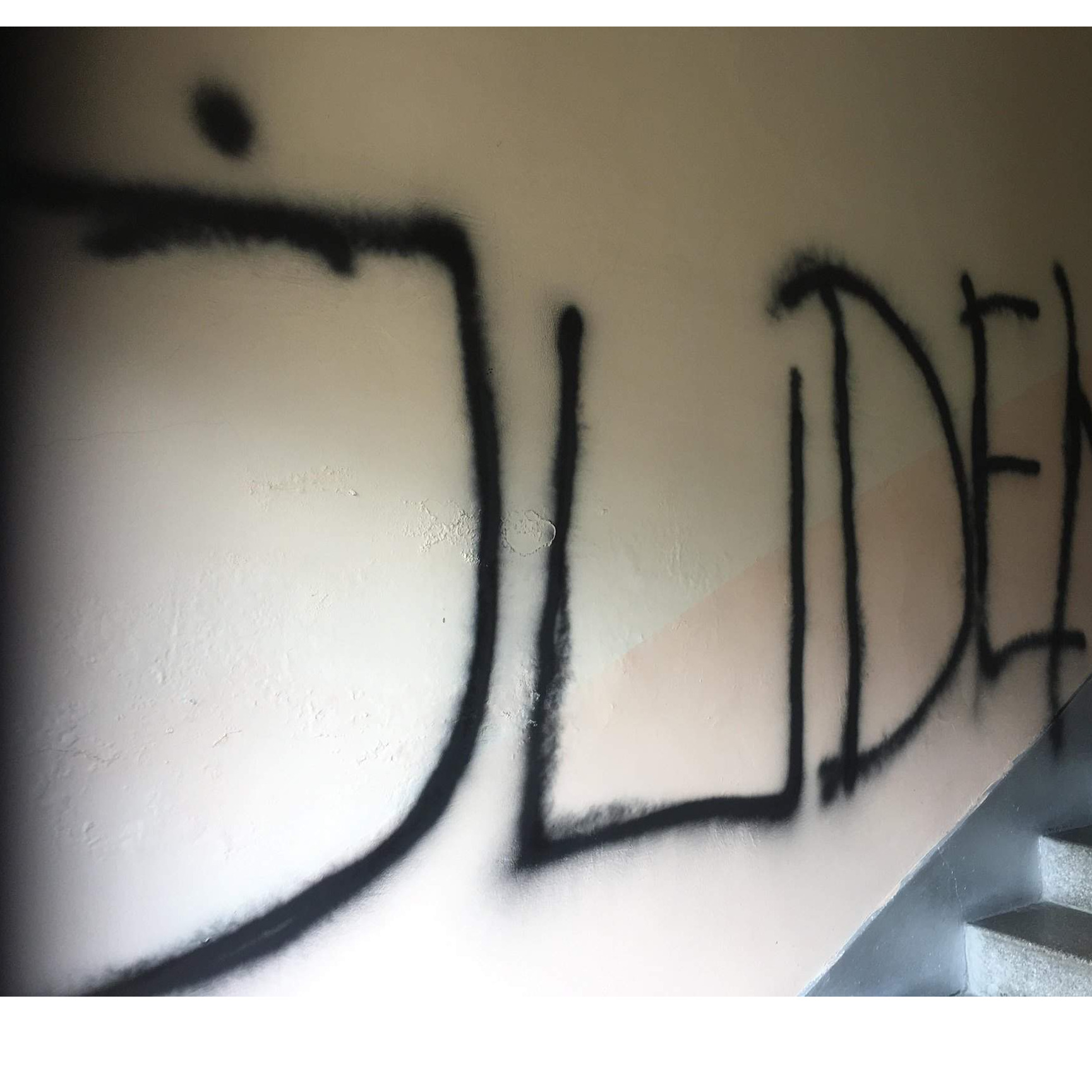 Odmah pohapsiti odgovorne: Sramne antisemitske poruke u Sarajevu i Tuzli 