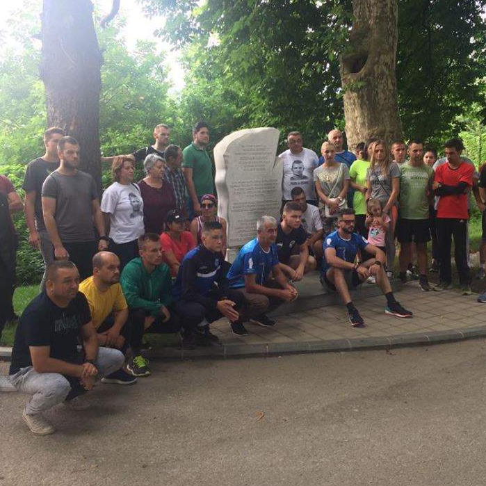 Nekoliko stotina prijavljenih za šetnju i 1. noćnu trku Dženan Memić