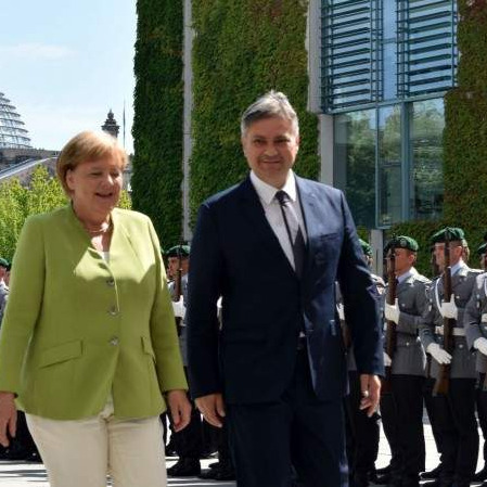 Zvizdić dočekan uz najviše državne i vojne počasti u Berlinu