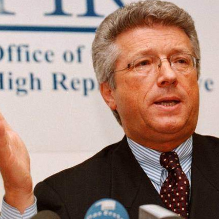 Petritsch za AJB: Na Balkanu su granice uvijek crtane krvlju