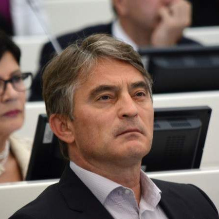 Komšić Dodiku: Ljiljane u usta ne uzimajte