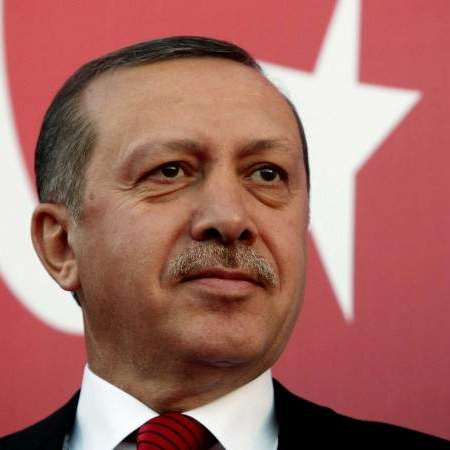 Erdogan odao počast Aliji Izetbegoviću i naveo ga kao primjer omladini