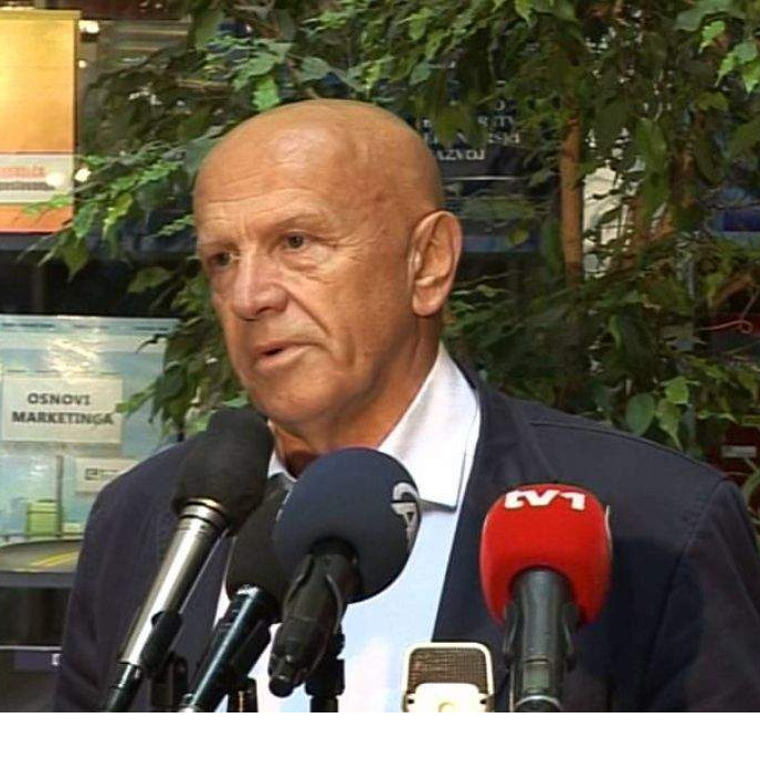 Umro profesor Hidajet Repovac