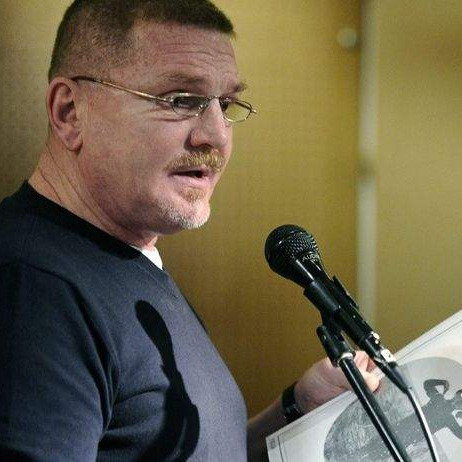 Umro pjesnik Sead Begović