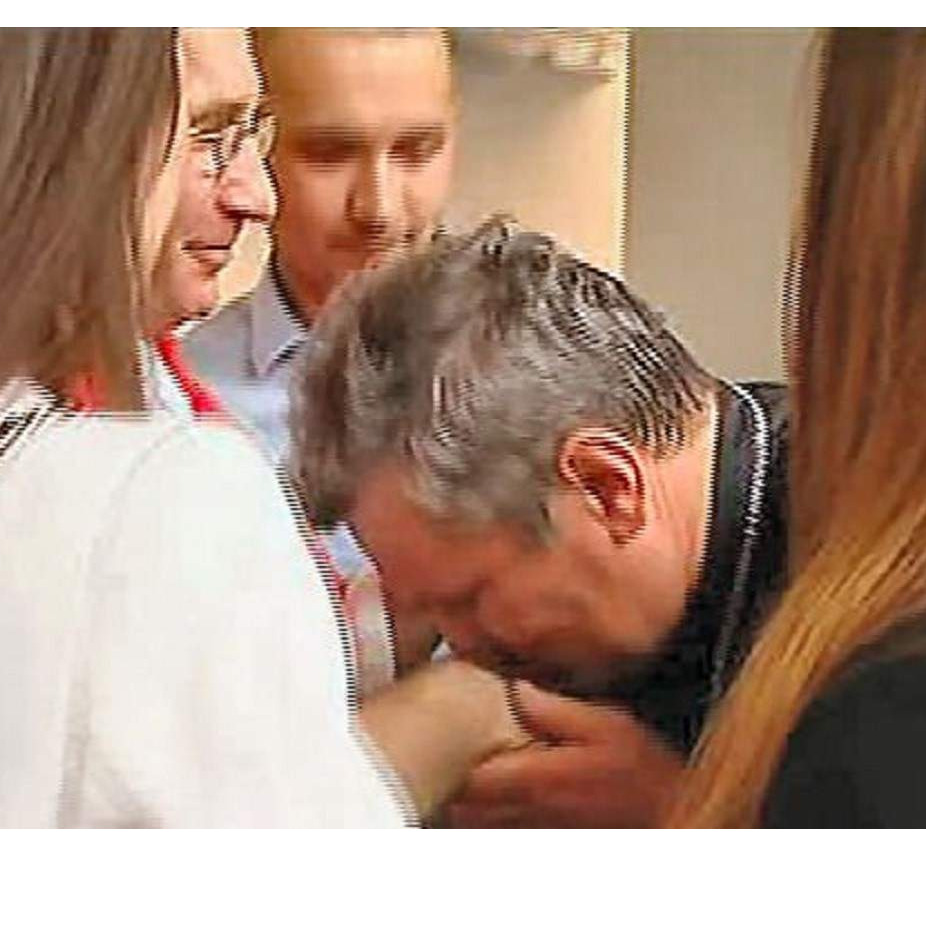 Kolinda će održati predavanje kod biskupa Košića koji je ljubio ruke zločincu Kordiću