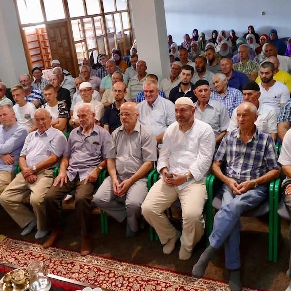 S područja Muftijstva travničkog na hadž putuje 84 vjernika (Video)