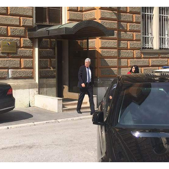 DOGOVORENA VLAST |Koja ministarstva su dobili SNSD, SDA i HDZ?