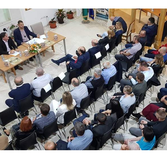 Knjiga „Tragom drevnih Bošnjana“ promovirana u Tešnju