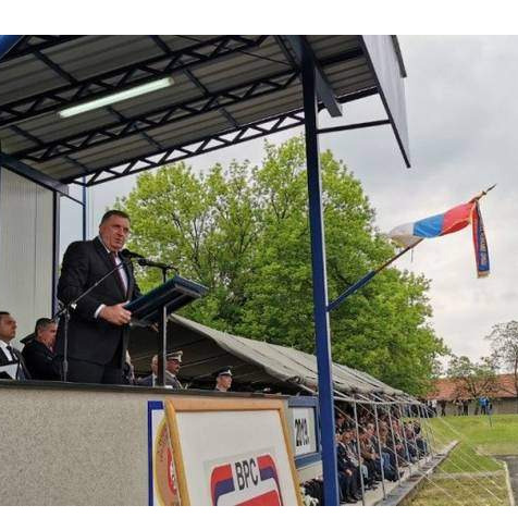 U PRISUSTVU MINISTRA IZ SRBIJE |Dodik pozvao vojnike OS BiH da obuku uniforme Vojske RS-a