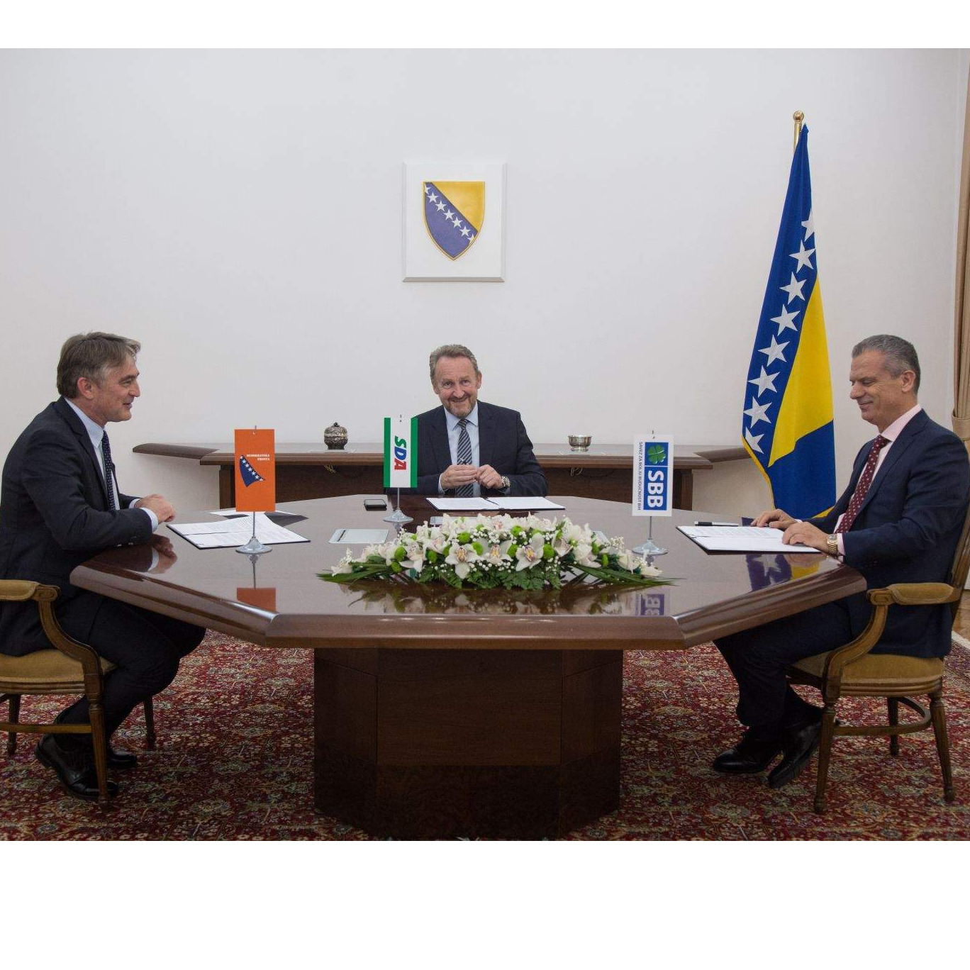 Komšić, Radončić i Izetbegović potpisali izjavu o principima djelovanja