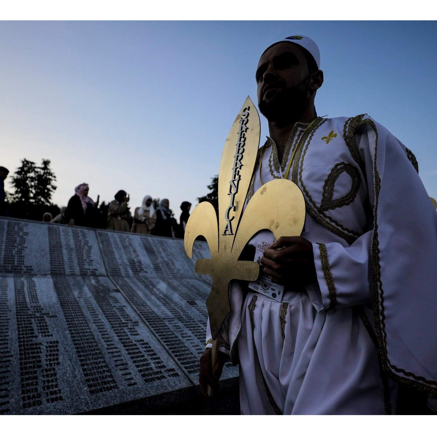 Učesnici Marša mira stigli u Potočare: Na čelu kolone preživjeli Srebreničani 