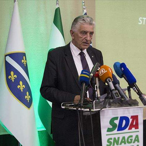 SDA: Smanjiti koncentraciju moći u rukama pojedinaca