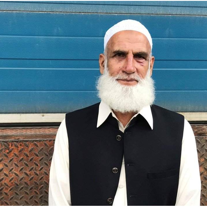 HEROJSKI ČIN DEDE IZ PAKISTANA Razoružao napadača na džamiju u Oslu! (Video)