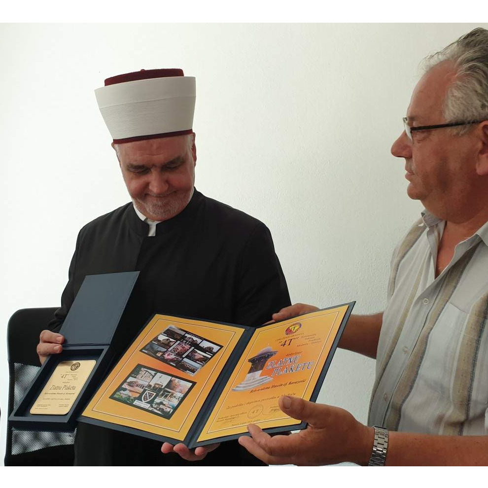 Reis Kavazović u Modriči: Bili muslimani ili kršćani, to je alarm za sve nas