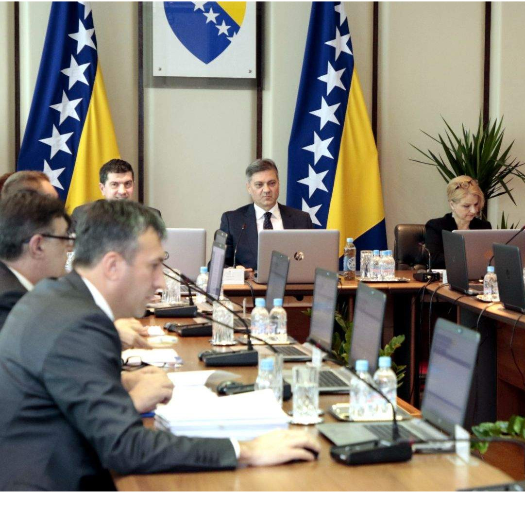 Komšić: Neka otvorena pitanja sa Srbijom predmet su političkih igara i ucjenjivanja