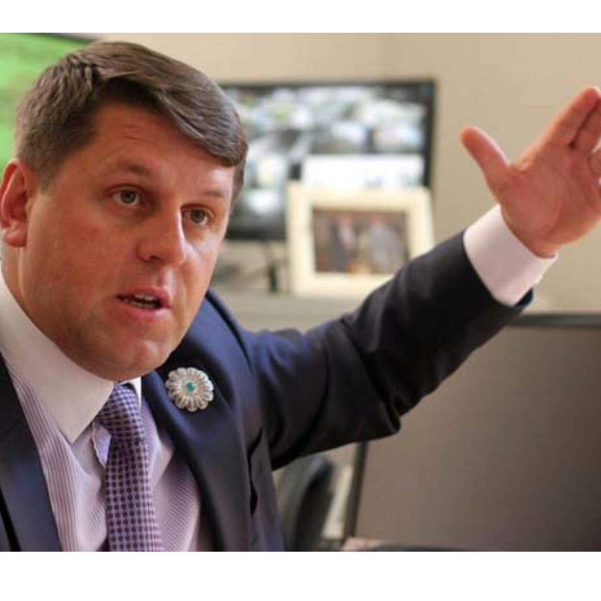 Duraković predlaže Deklaraciju o zaštiti maternjih jezika Bošnjaka i Srba