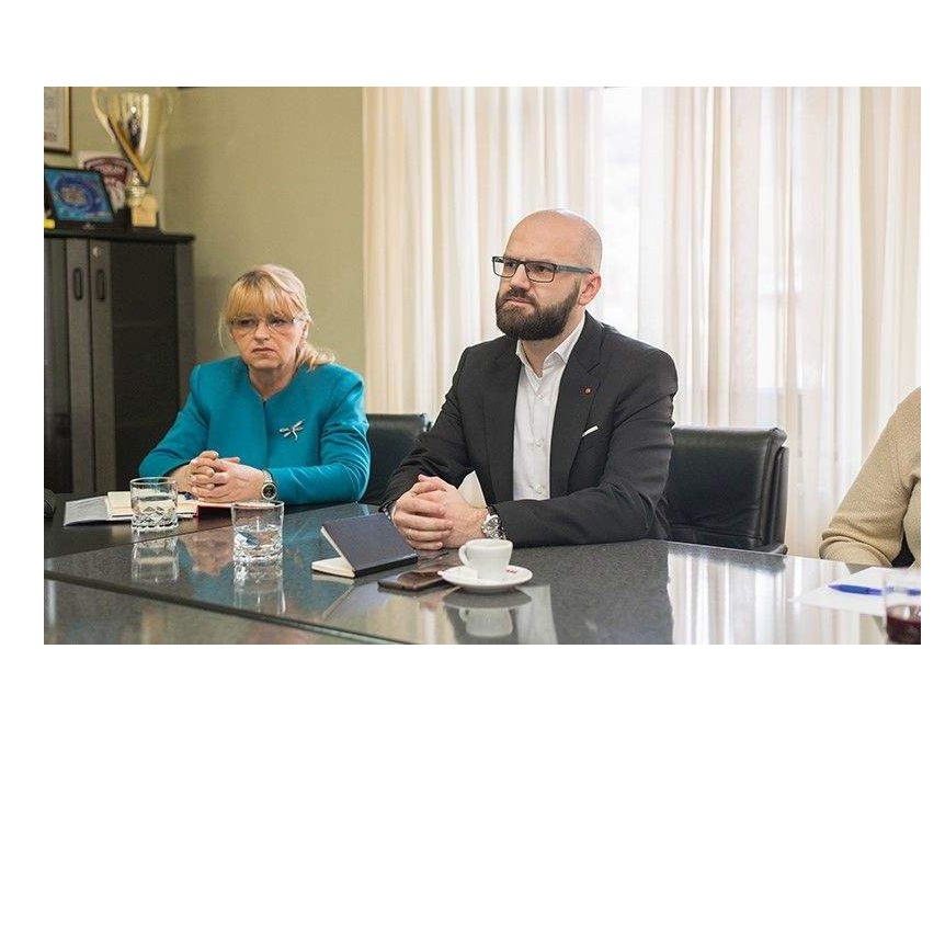 Stalno zaposlenje za 31 stručnog radnika u Centru za socijalni rad, ali ni to nije dovoljno