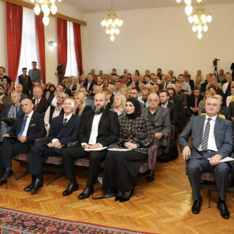 Muhamed Filipović - život dostojan čovjeka