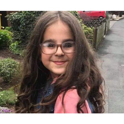 Do srijede potrebno 20.000 eura: Apel za pomoć djevojčici Lejli Adžić u borbi protiv raka oka