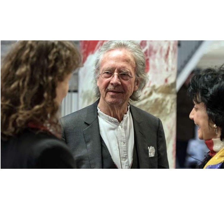 Handke više ne želi odgovarati na pitanja novinara