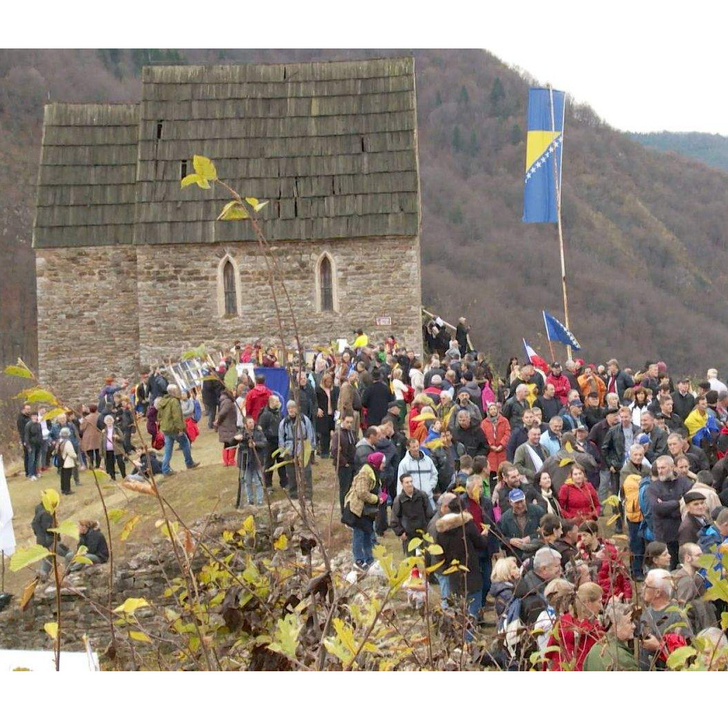 Narodno okupljanje na Bobovcu na Dan državnosti BiH