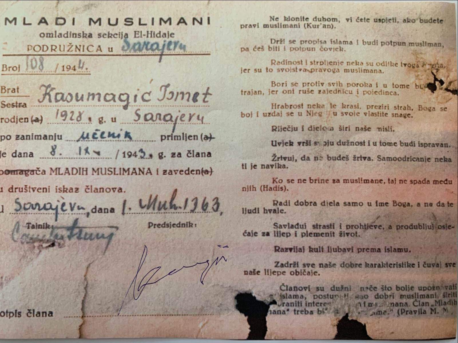(Foto: Anadolija) - POSLIJE 77 GODINA | Izetbegović uručio Kasumagiću pristupnicu u Mlade Muslimane
