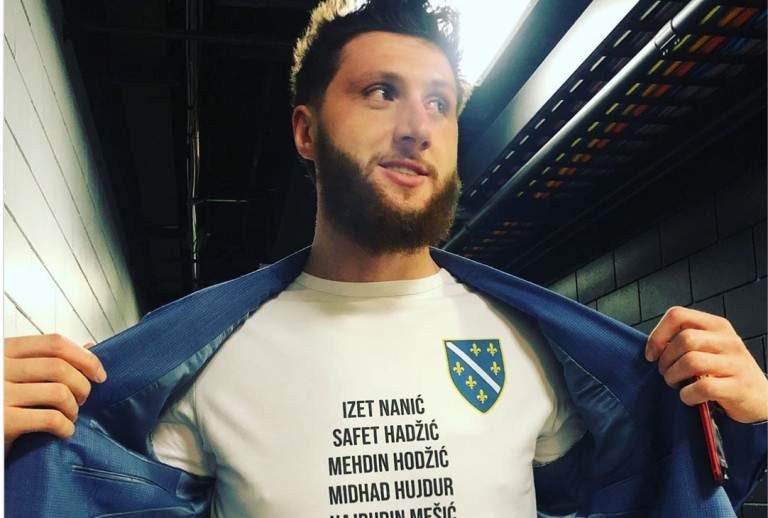 Jusuf Nurkić razbjesnio srbijanske medije: Nosio majicu sa imenima devet heroja A RBiH