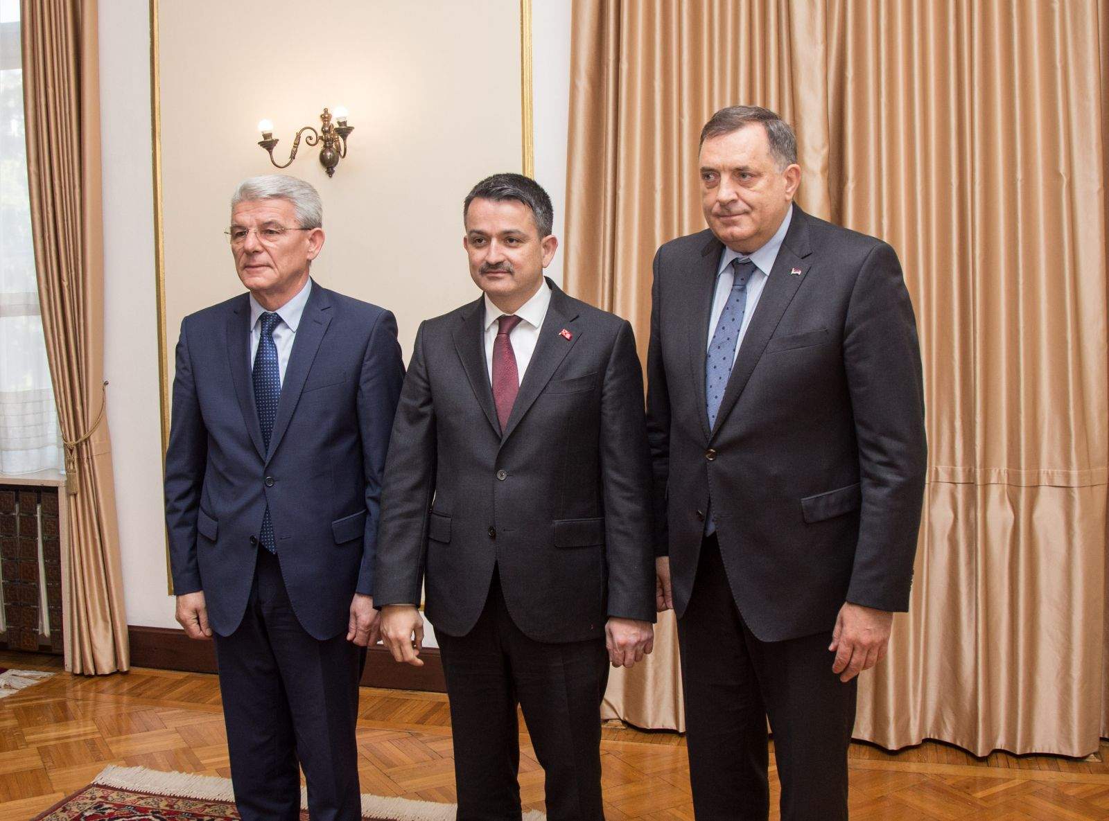 Dodik i Džaferović pozvali Erdogana u posjetu BiH