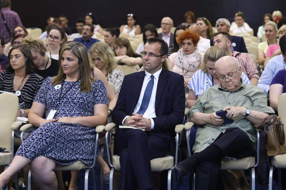 65275444_10214853490431406_1472356463136473088_n.jpg - Zaključci konferencije „Stop negiranju genocida i holokausta“: Zakonom zabraniti negiranje genocida!