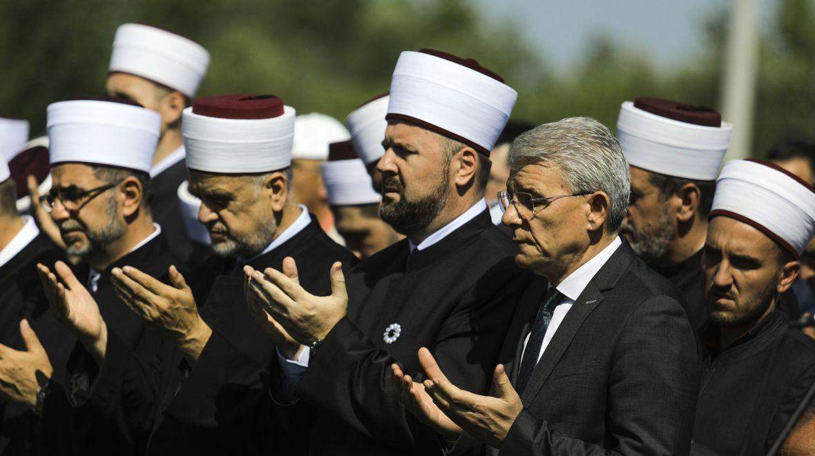 Džaferović nakon dženaze: Zločin u Prijedoru ima sve elemente genocida