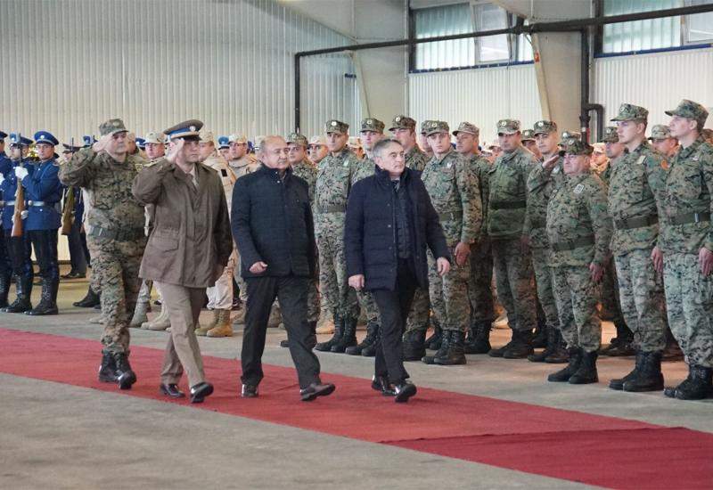 Komšić čestitao Dan OSBiH: Hvala vam na svemu što činite za našu domovinu Bosnu i Hercegovinu