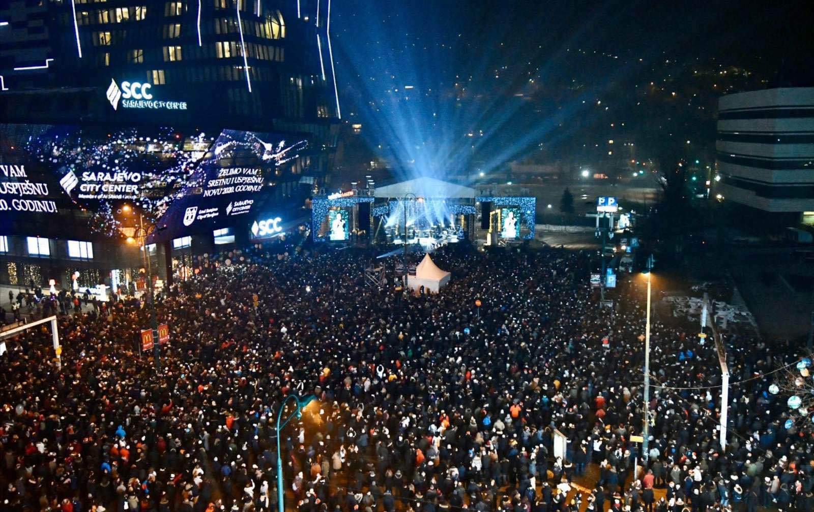 Više od 100.000 ljudi na ulicama Sarajeva uživalo u trodnevnom programu
