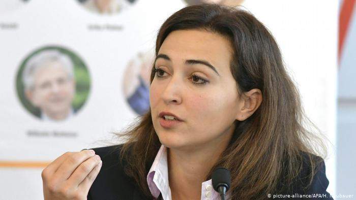 Deutsche Welle: Buduća ministrica u Vladi Austrije Alma Zadić meta napada ekstremnih desničara