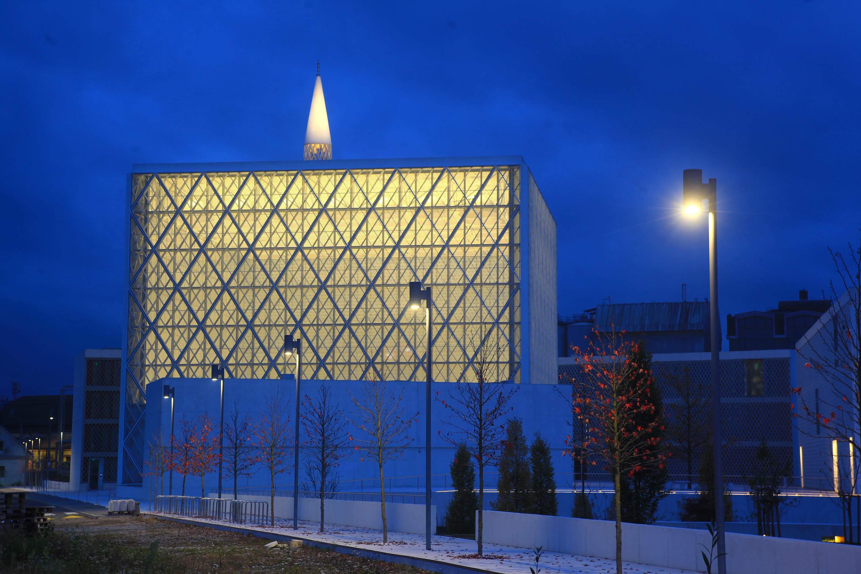 Danas prvi džuma - namaz u ljubljanskoj džamiji 