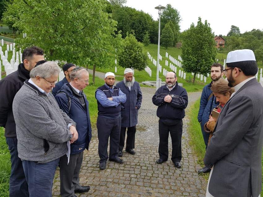 Imami i rabini najvećih džamija i sinagoga u Londonu zajedno u Srebrenici