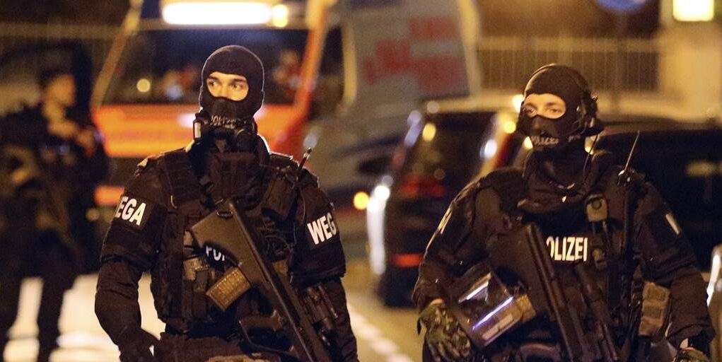 Austrija raspisala potjernice za osobama povezanim s napadačem u Beču, ovo su njihova imena