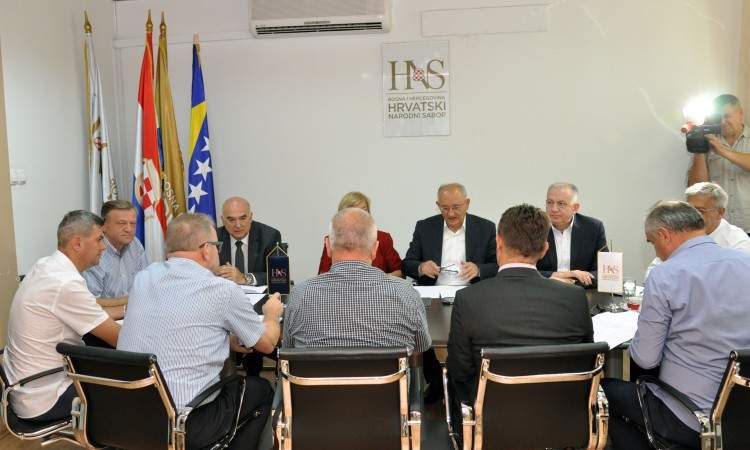 Božo Ljubić otvoreno: Neusvajanje izmjena Izbornog zakona znači "prelazak Rubikona"