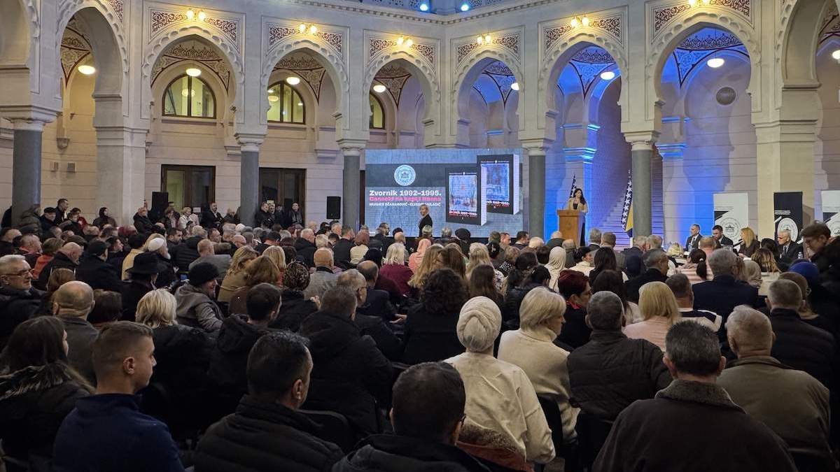 Promovisana knjiga “Zvornik 1992–1995: Genocid na kapiji Bosne” u Sarajevskoj Vijećnici