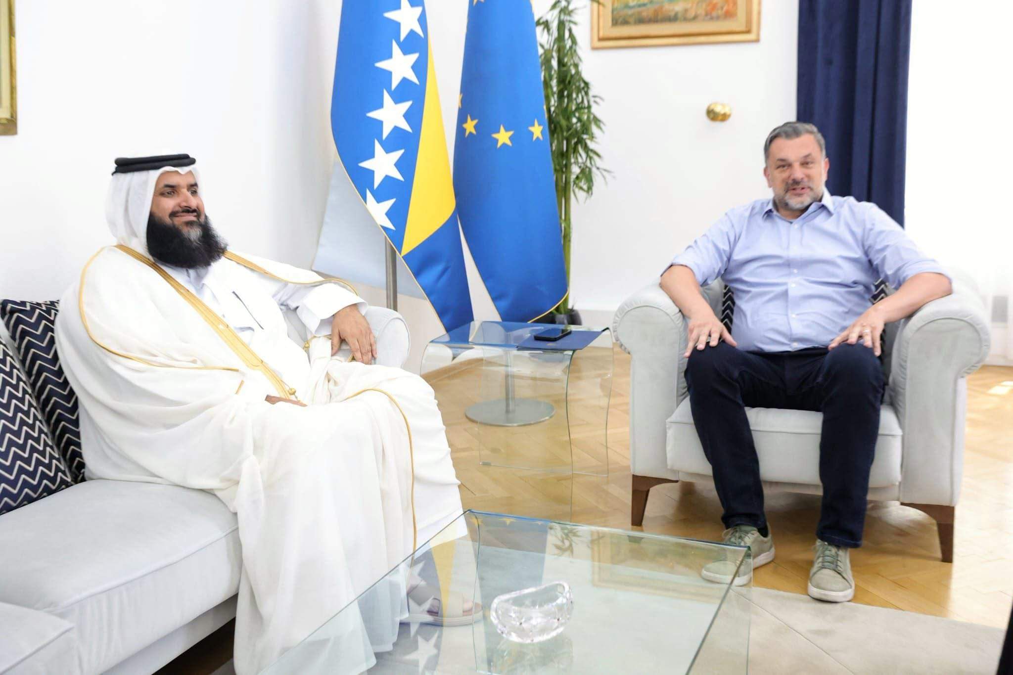 Ministar Konaković sa ambasadorom Al-Attiyahom: Jačanje poslovnih veza BiH i Katara