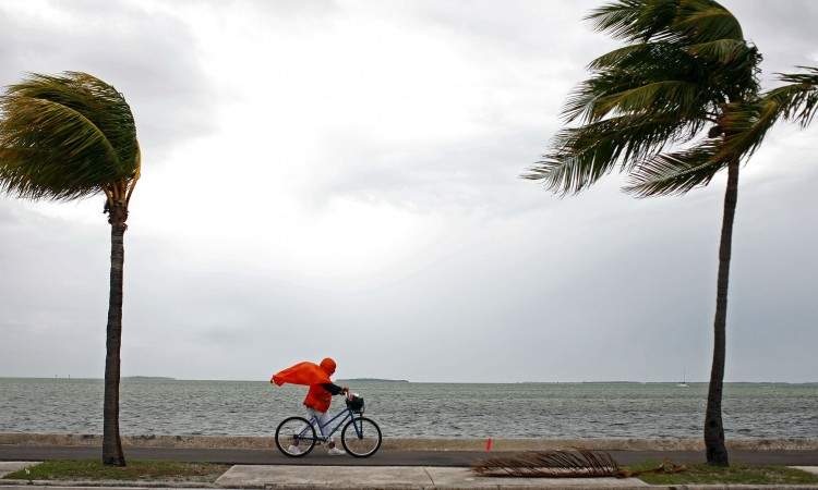 Trump proglasio vanredno stanje zbog uragana Irma