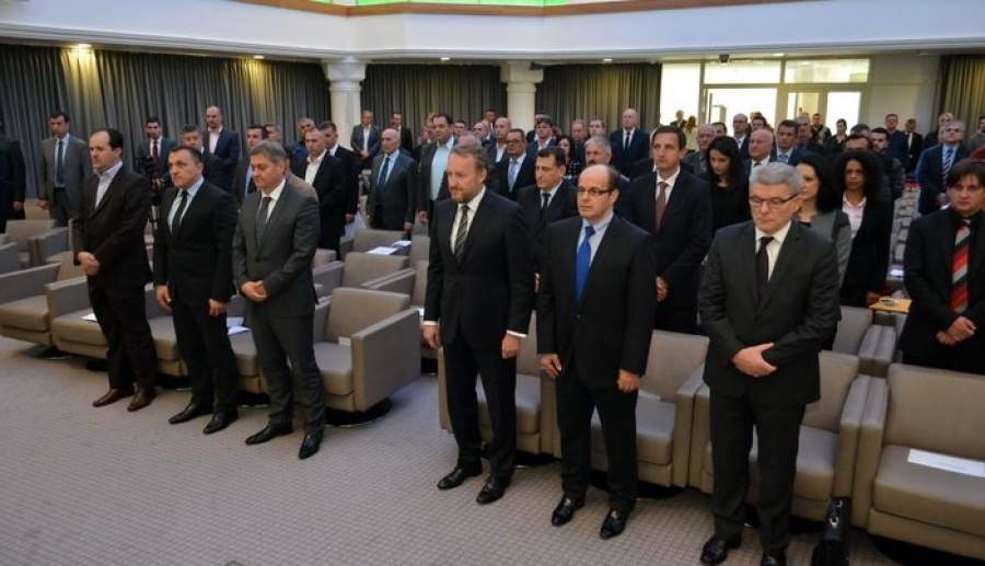 SDA: Krize će nestati kada nestane Dodika s političke scene