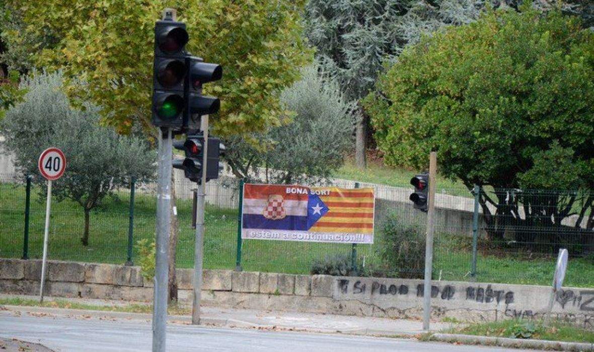Uklonjen transparent podrške Kataloniji iz Mostara: Sretno, mi smo sljedeći