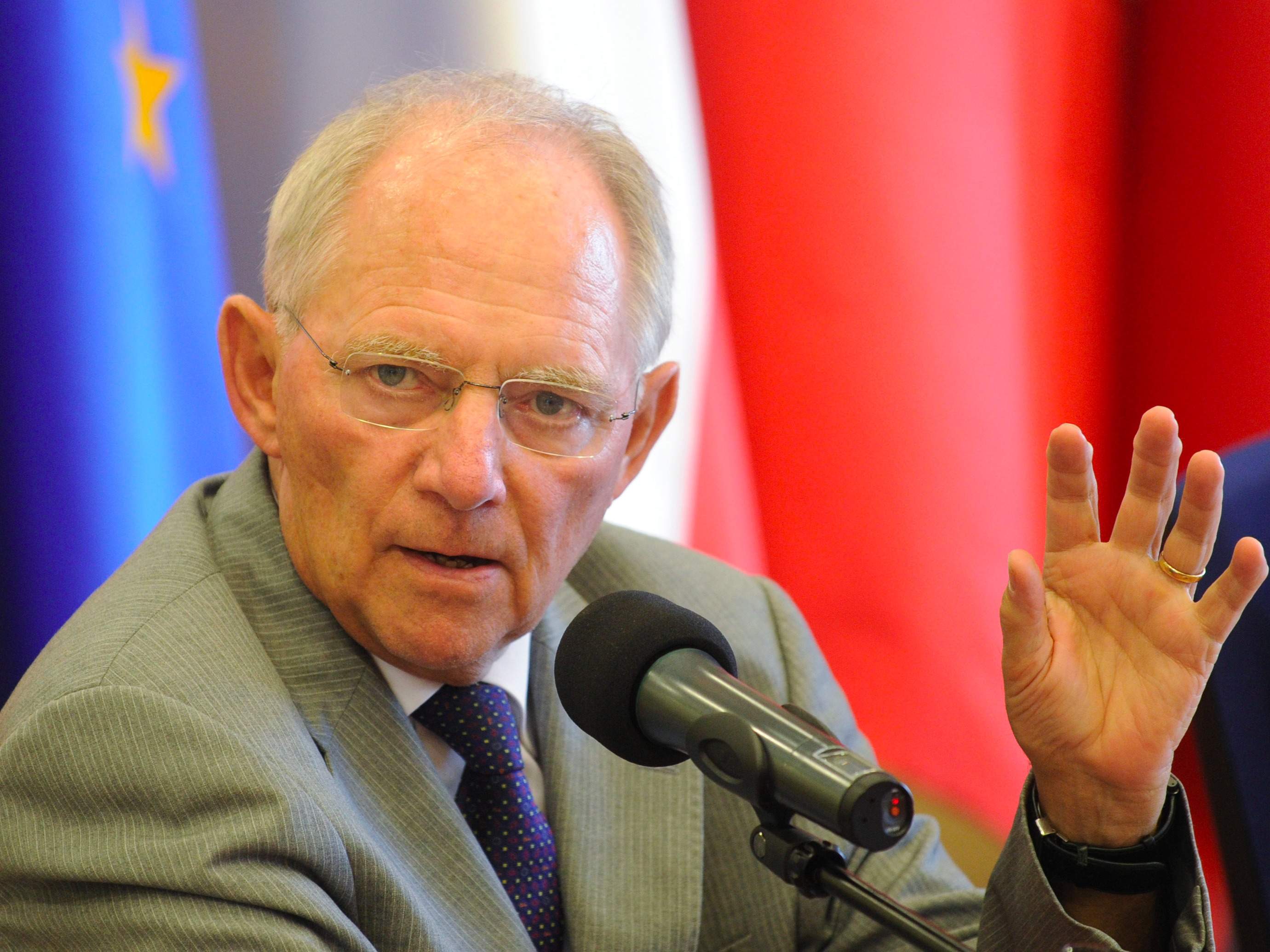 Schaeuble apelovao na mir u parlamentu nakon dolaska poslanika ekstremne desnice