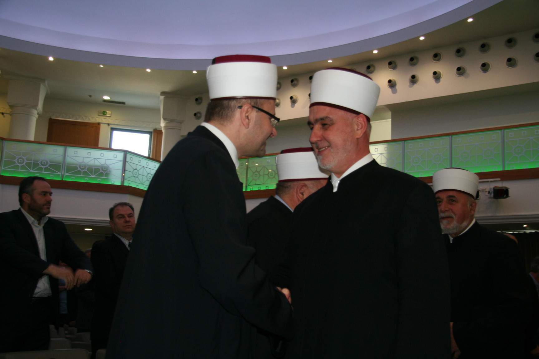 Kabinet reisa Kavazovića: Sabornici moraju usaglasiti stavove