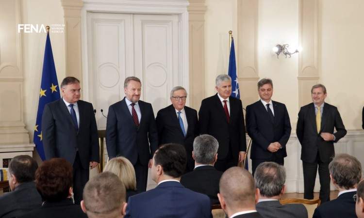 Junckeru uručeni odgovori na Upitnik Evropske komisije (VIDEO)