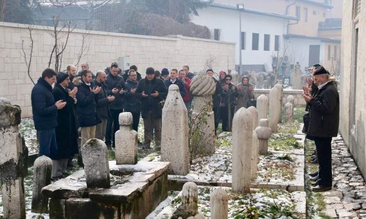 Obilaskom Isa-begovog vakufa odana počast osnivaču grada Sarajeva