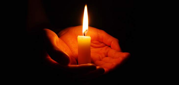 Kršćani slave Veliku subotu, dan tišine i molitve